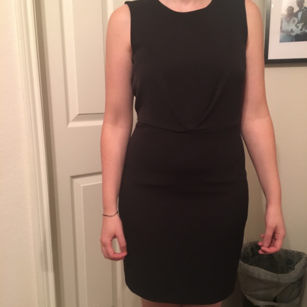 Like new SZ 6 black business style dress